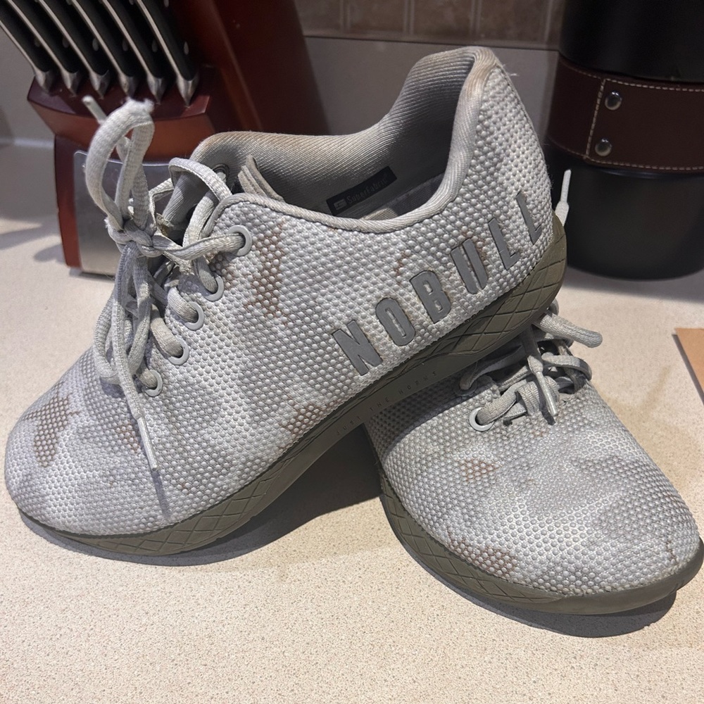 Women’s Size 7.5 camo butterfly trainers